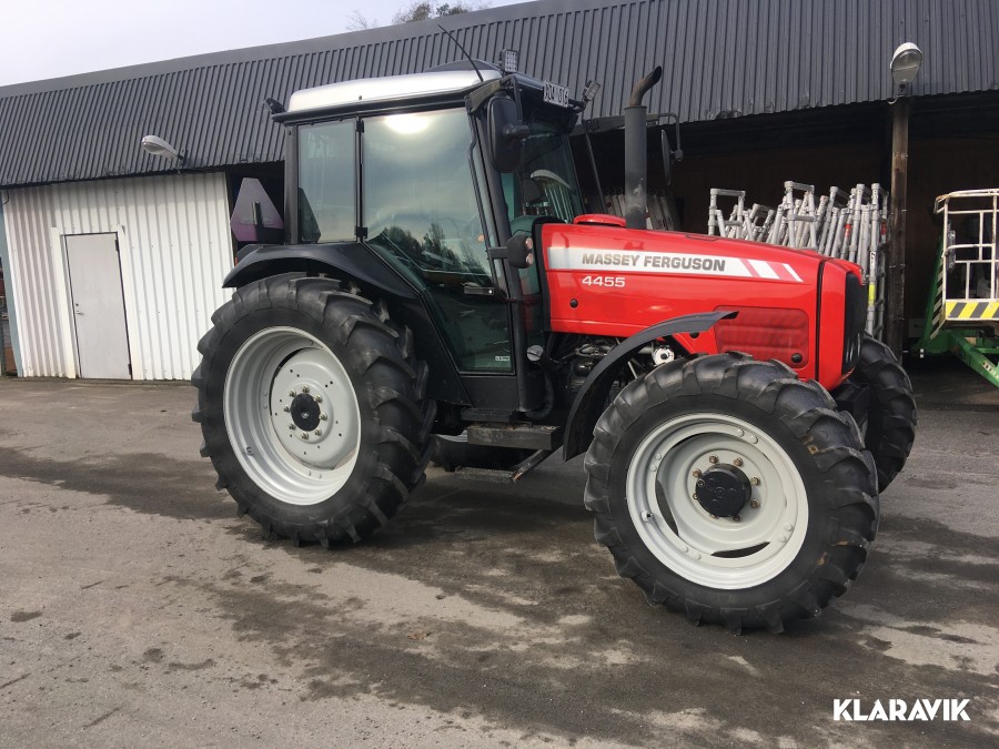 Traktor Massey Ferguson 4455-4