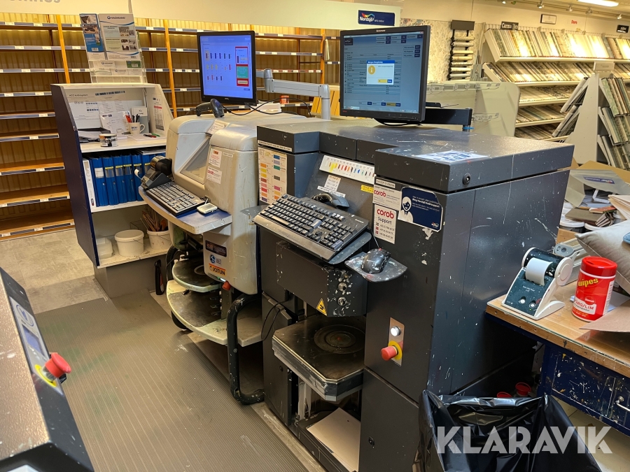 Inventarier från färgbutik, Stort Parti