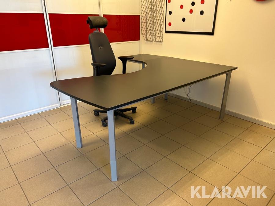 Skrivbord med stol Kinnarps