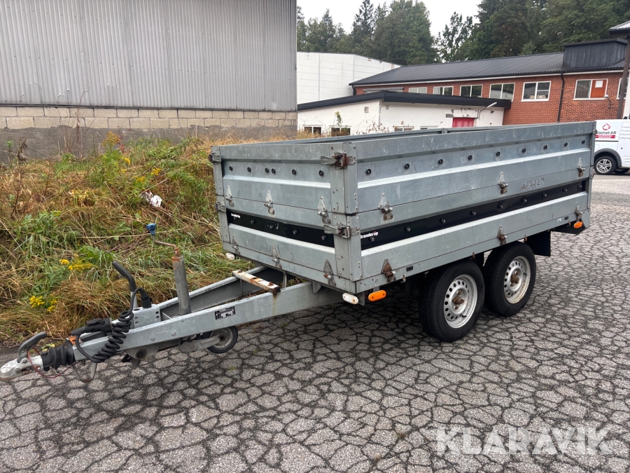 Personbilssläp Thule Boogie med kapell