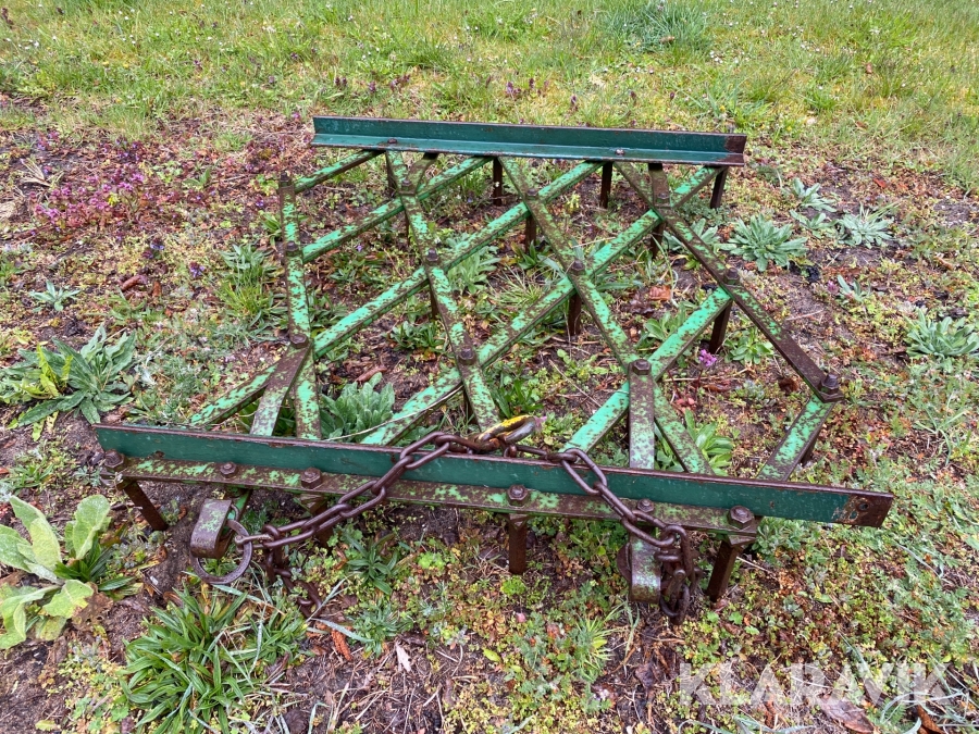 Liten pinnharv till grusgångar mm