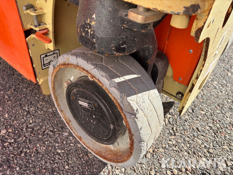 Pelarlift JLG 1230 ES