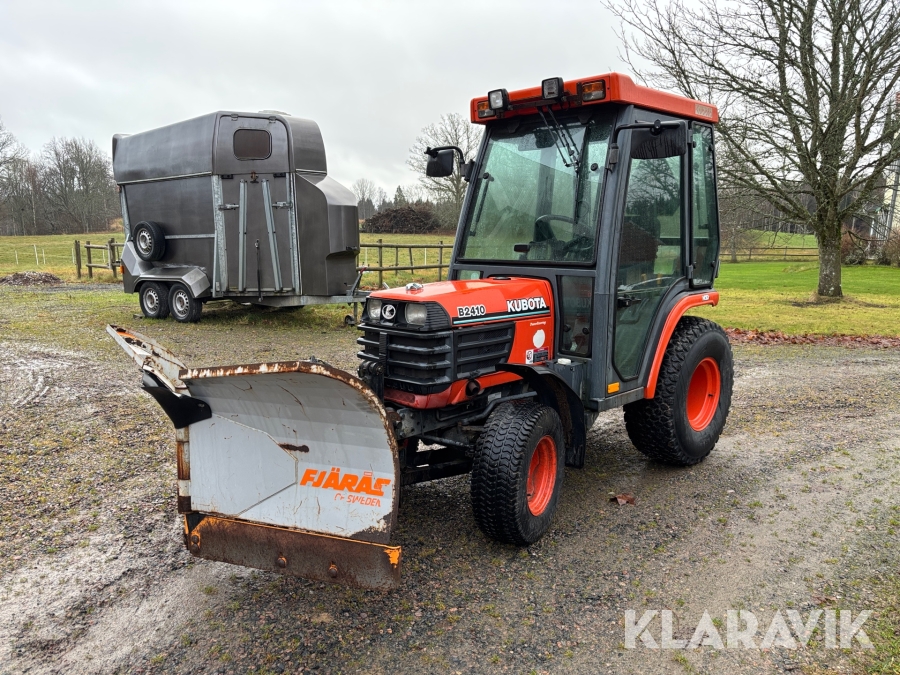 Traktor Kubota B2410 HST