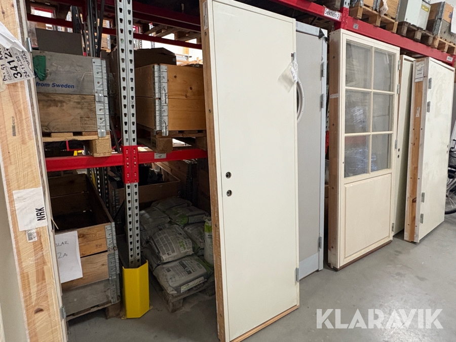 Innedörrar 2 st olika mått Daloc