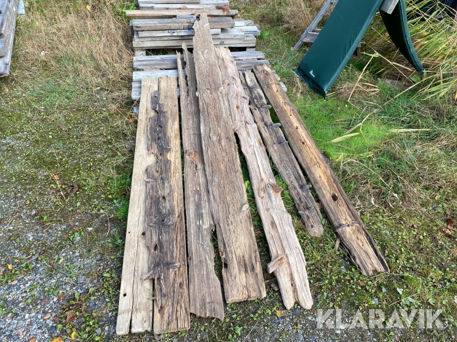 Virke med patina 8 st 60 år i Mälaren