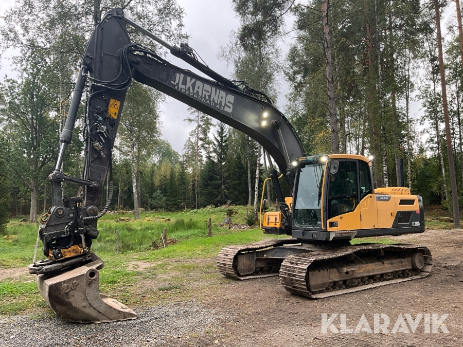 Grävmaskin Volvo EC220DL med 7st redskap