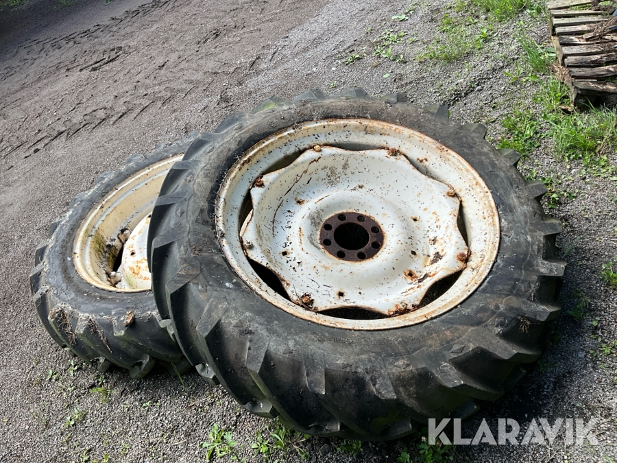 Däck Goodyear 13,6/12R38