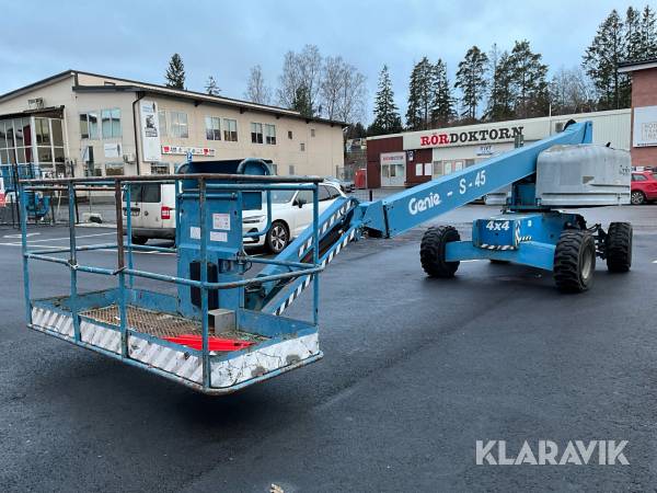 Bomlift Genie S-45