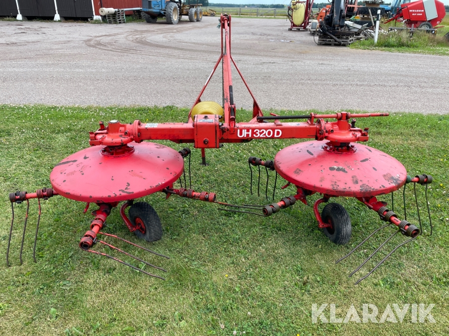 Kombisträngare Fella UH 320 D