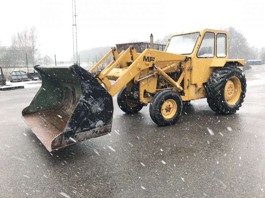 Traktorlastare MF 50B