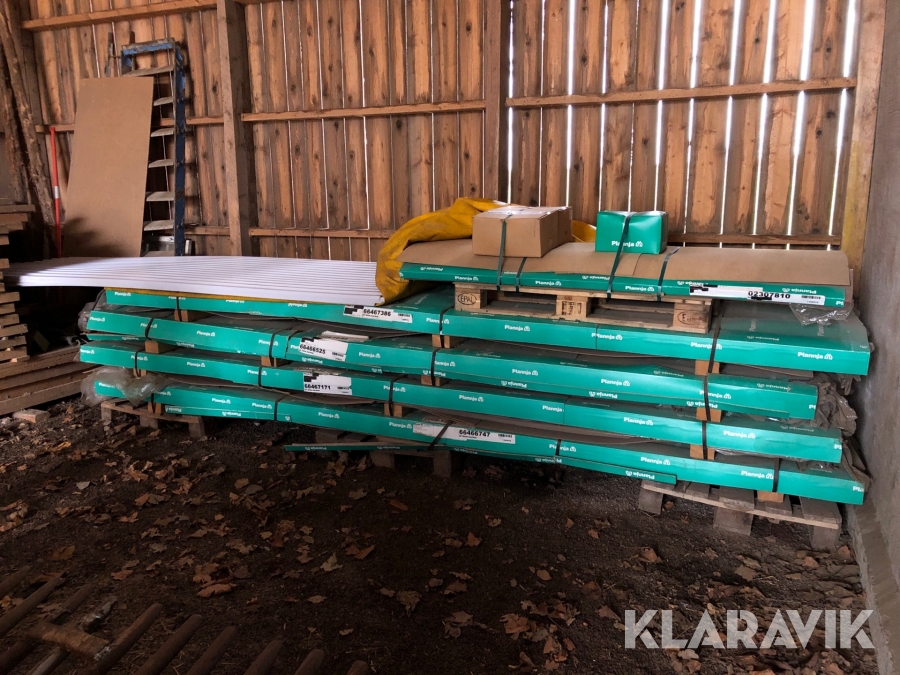 Plåttak Plannja 20 med kondensskydd 800 kvm