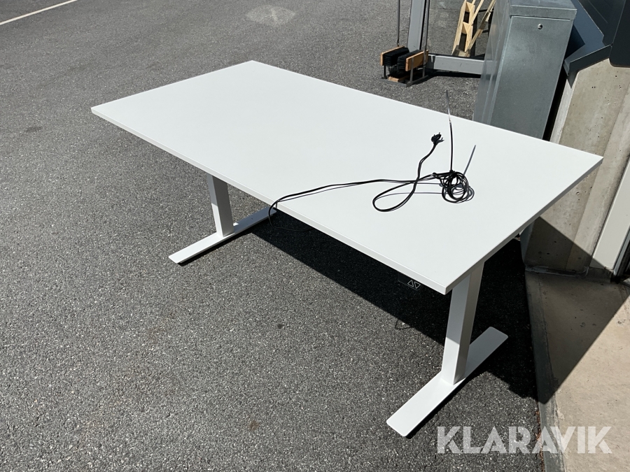Skrivbord höj och sänkbart