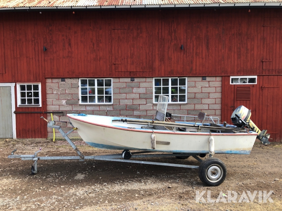 Båt Mariner 20 hk med trailer