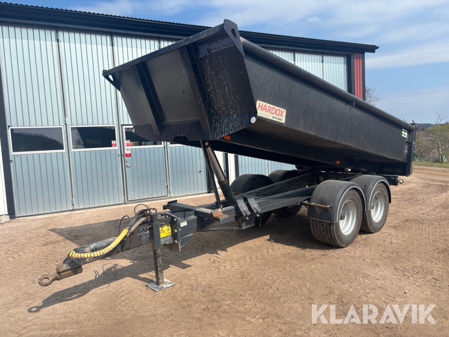 Entreprenadvagn / Schaktvagn K-vagnen 13,0T - Med tillhörande sandspridare