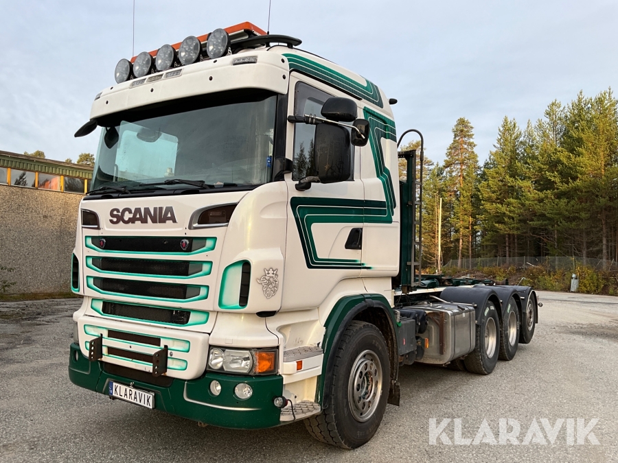 Lastväxlare Scania R560 plogutrustad
