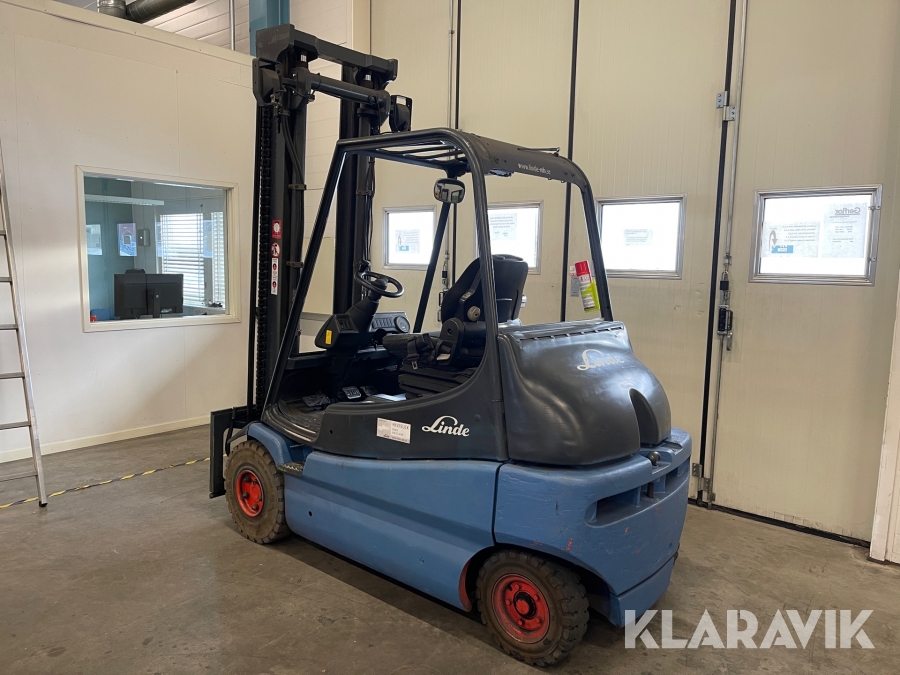 Truck Linde E30