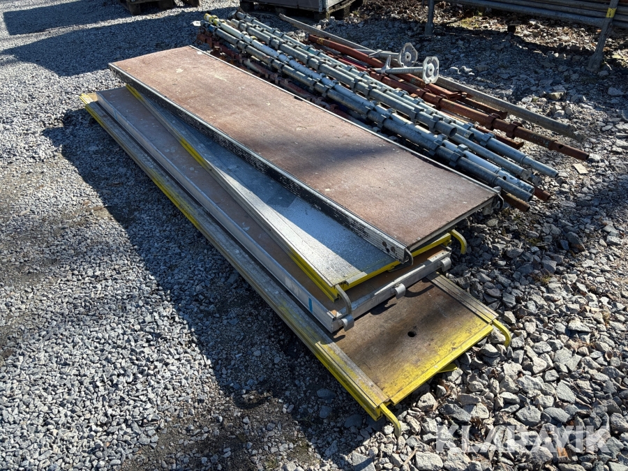 Diverse ställningsdelar