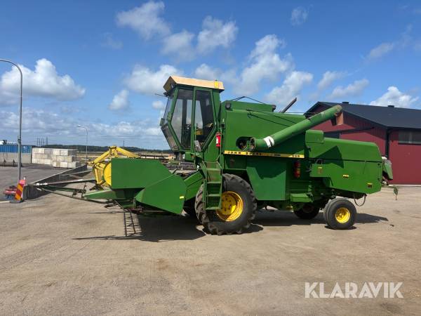 Tröska John Deere 955