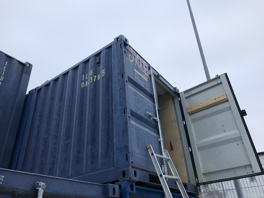8-fots container med inredning