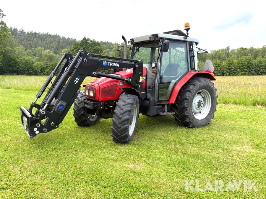 Traktor Massey Ferguson 4225-4