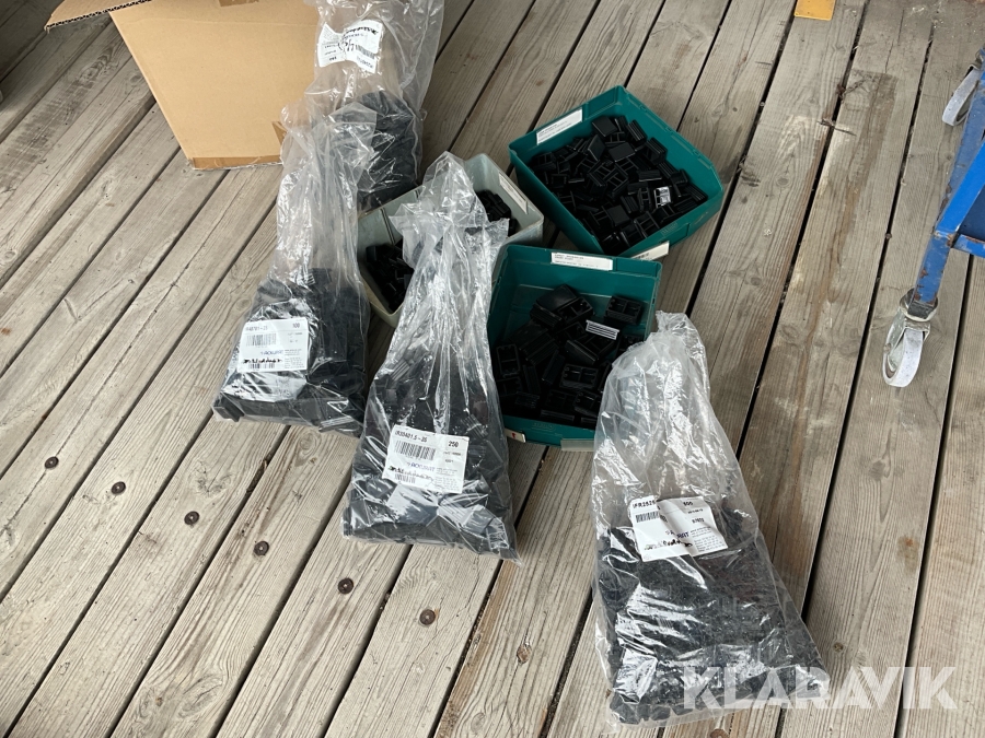 Plaständar till profiler Ackurat