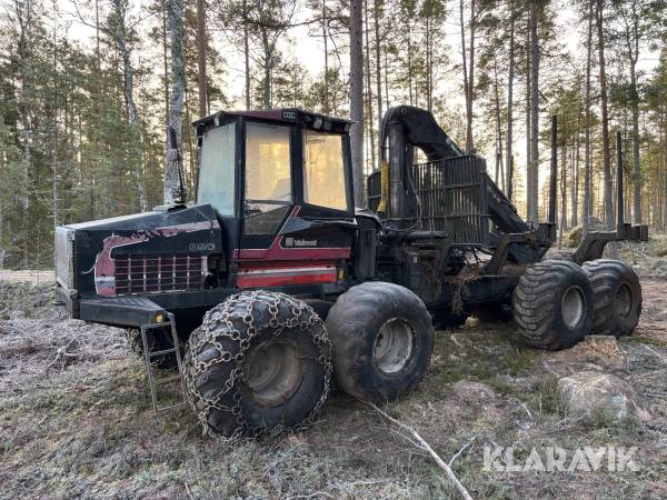 Skotare Valmet 890 med markberedningsaggregat