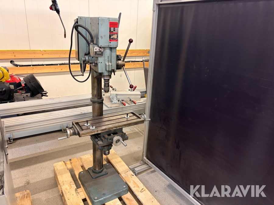 Pelarborrmaskin Strands