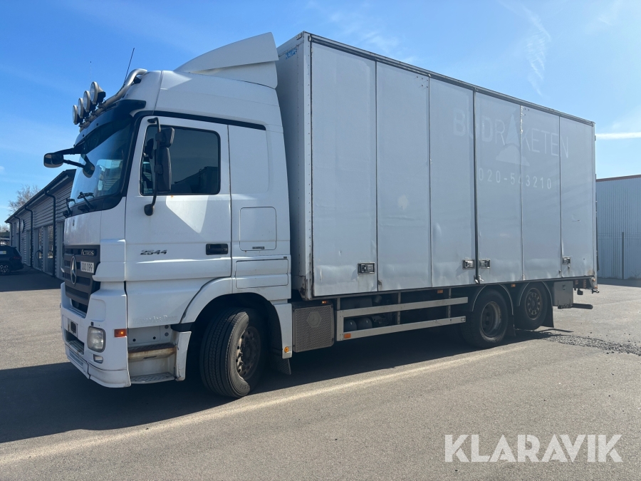 Lastbil Mercedes-Benz Actros 2544