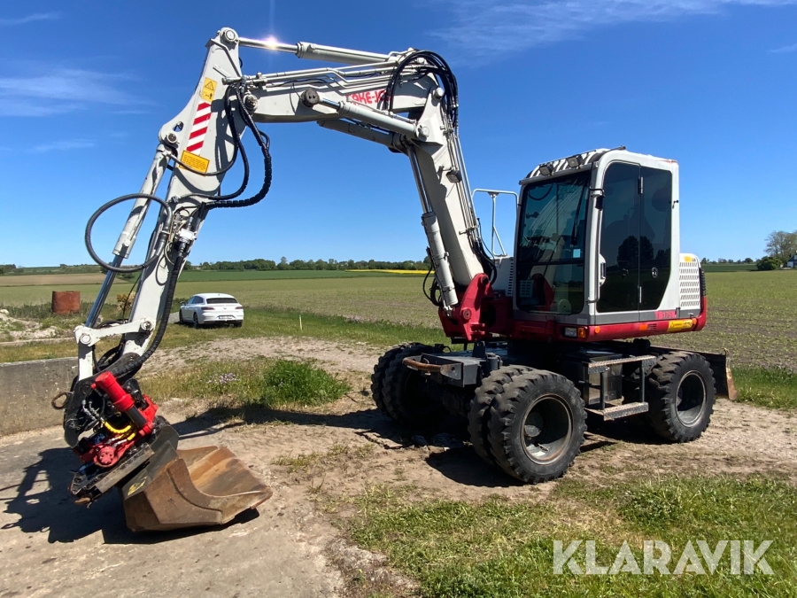 Grävmaskin Take Job TB 175W med tiltrotator och flera redskap