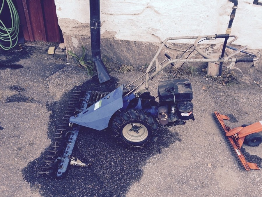 Multimaskin med slåtterbalk