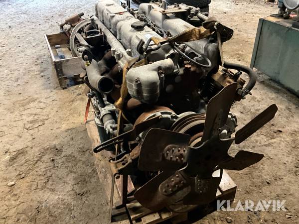 Motor Nissan PD6 6 cylindrar