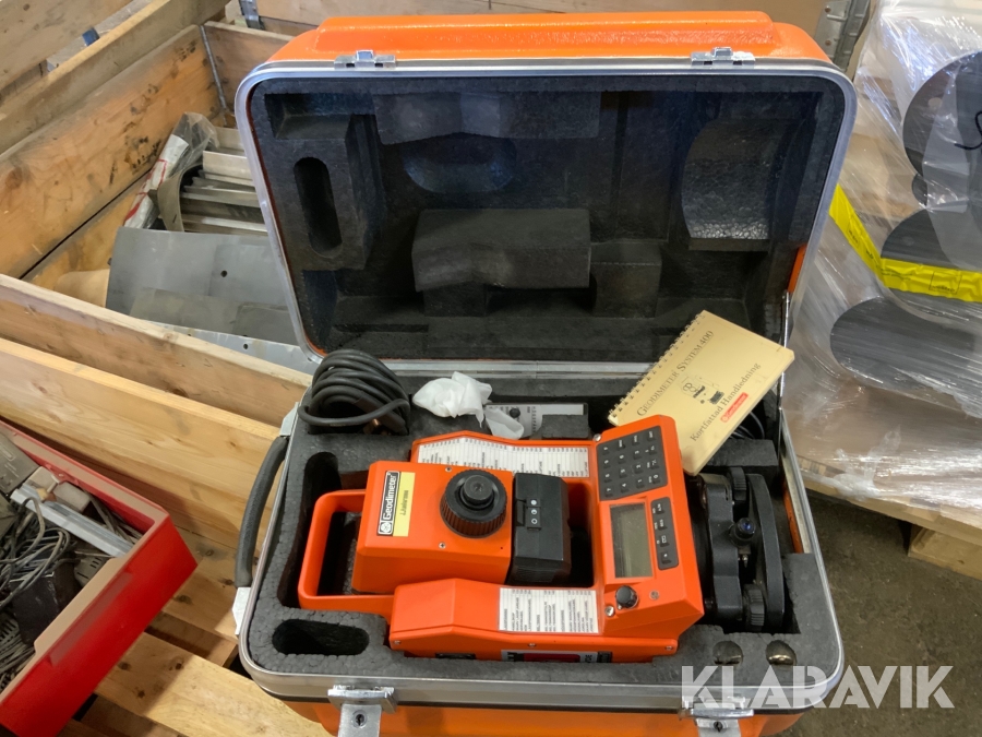 Totalstation Geodimeter System 400/500 2st