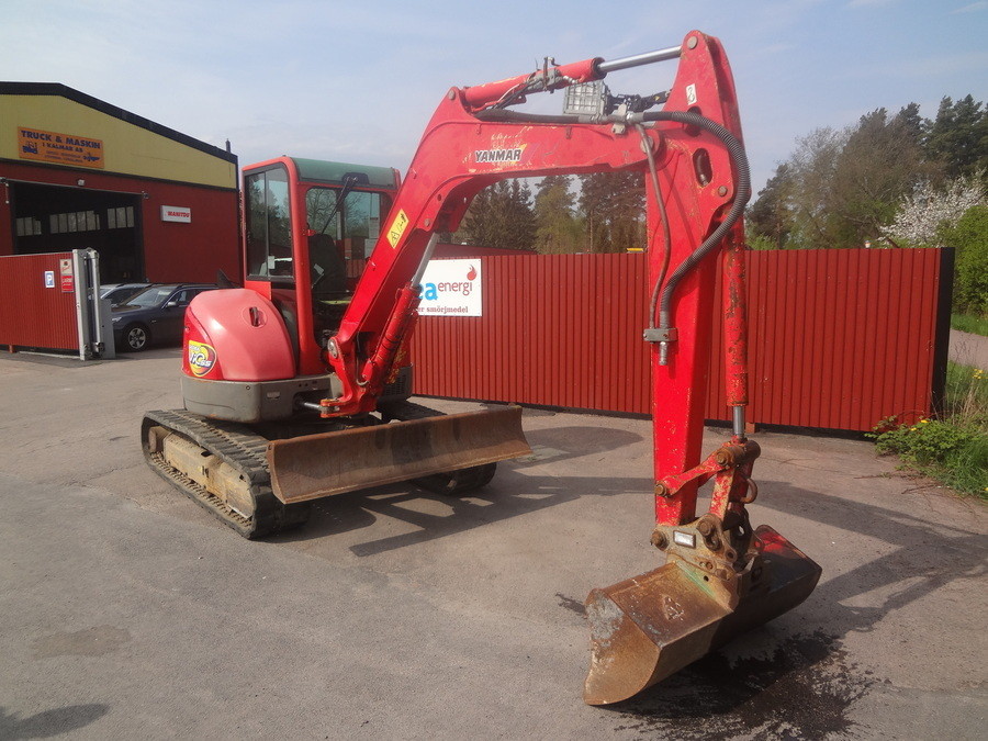 Minigrävare m snabbfäste + 2st skopor