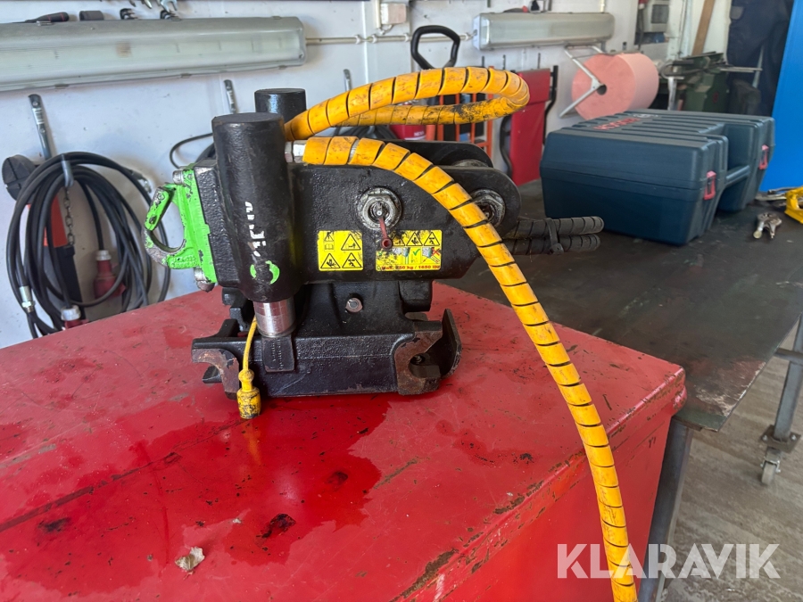 Maskinfäste Steelwrist S30-180 tilltfäste