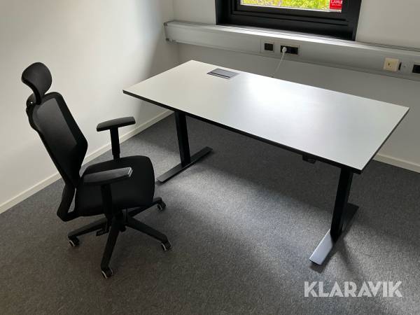 Skrivbord Rolergo GF-470 höj- och sänkbart, inklusive kontorsstol