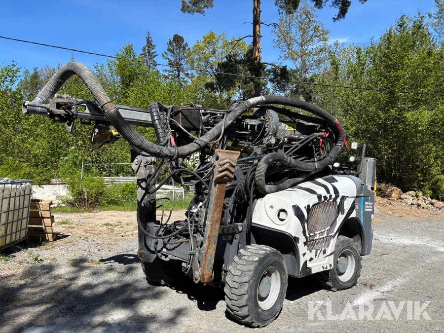 Bergborr Atlas Copco Flexiroc T20R-01 med redskap