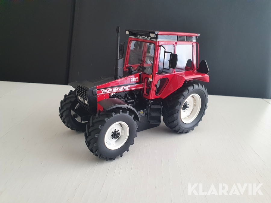 Traktormodell Volvo BM Valmet 2105