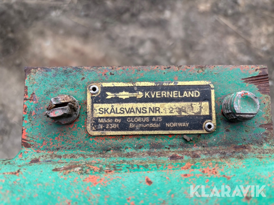 Tallriksharv / skålsvans Kverneland