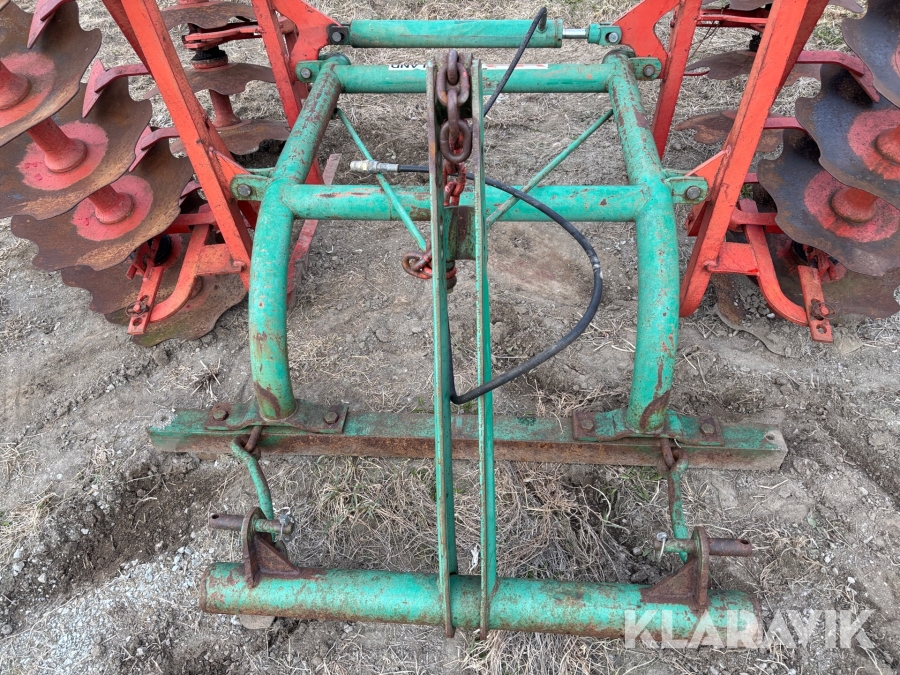 Tallriksharv / skålsvans Kverneland