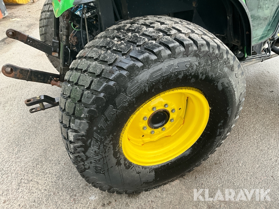 Traktor John Deere 4720