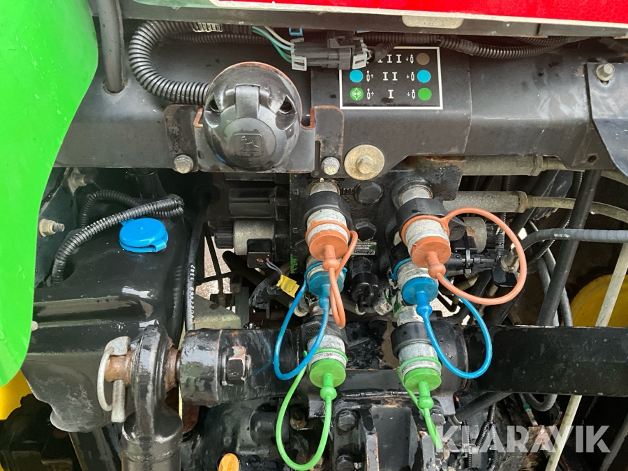 Traktor John Deere 4720