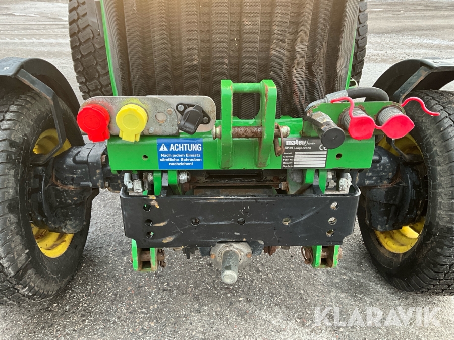 Traktor John Deere 4720