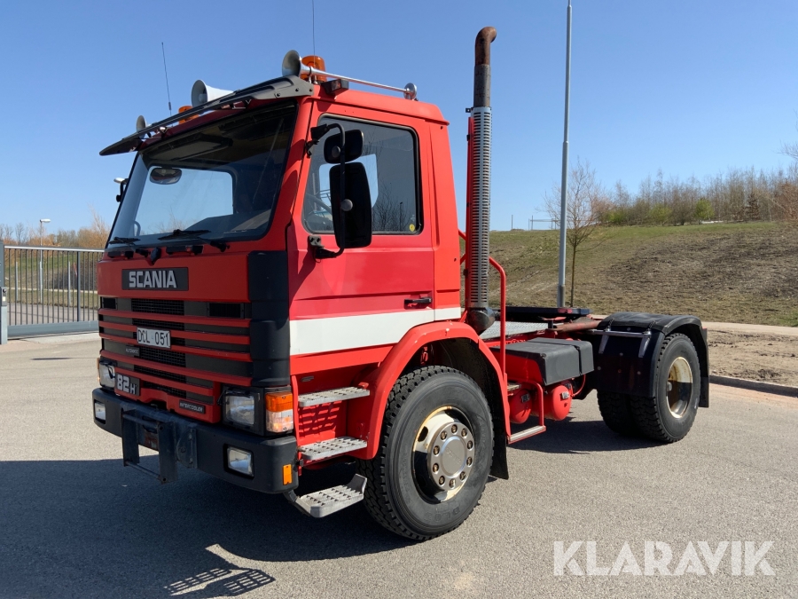 Dragbil Scania P82H 4X2