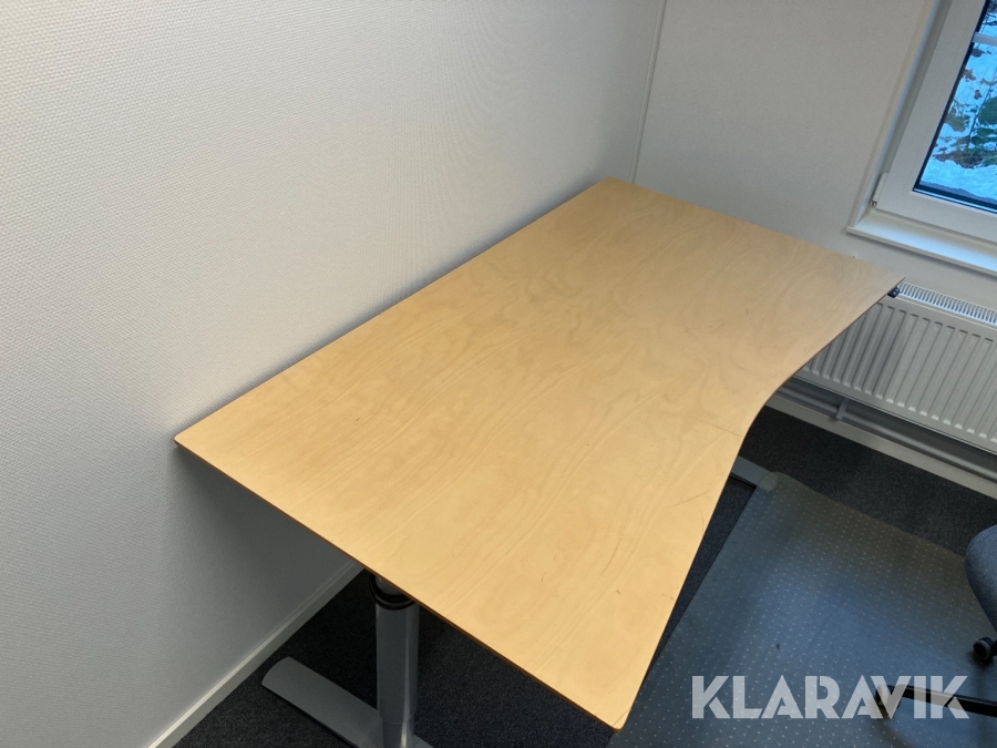 Höj & sänkbart skrivbord Isku