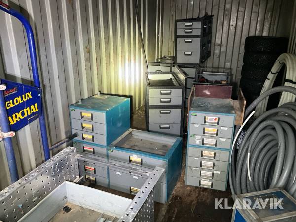 Verkstadsinredning till transportbil 7st