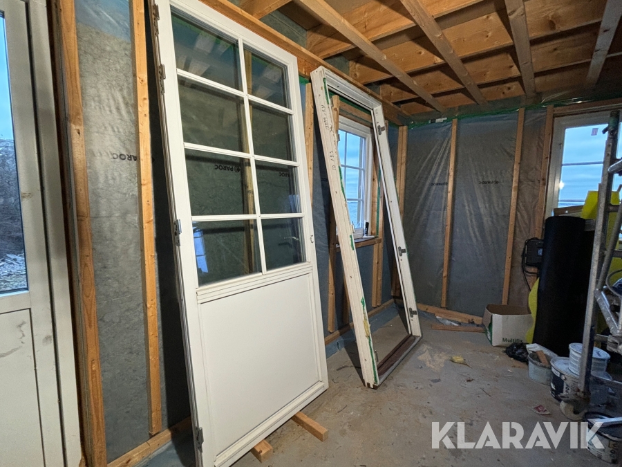 Altandörr Markfönster i Fotskjäl