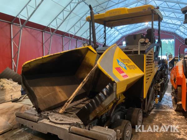 Asfaltsläggare Bomag BF600P