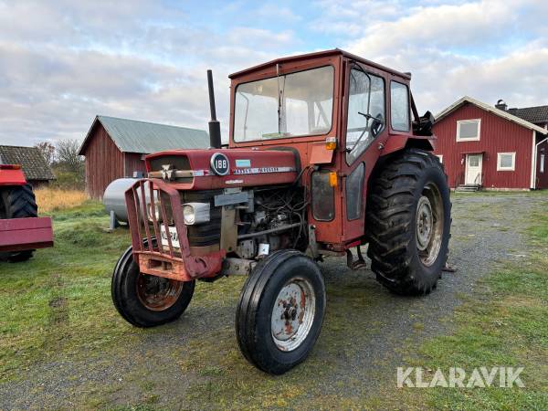 Traktor Massey Ferguson 188