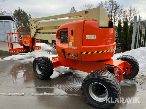 Vikbomslift JLG 450 AJ