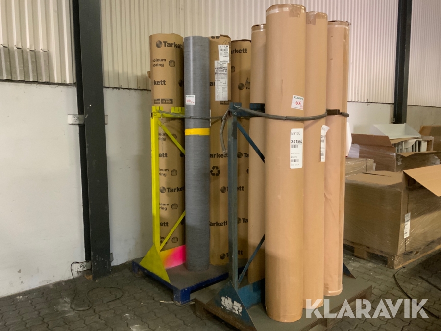 Mattor Forbo och Tarkett 11 stycken rullar